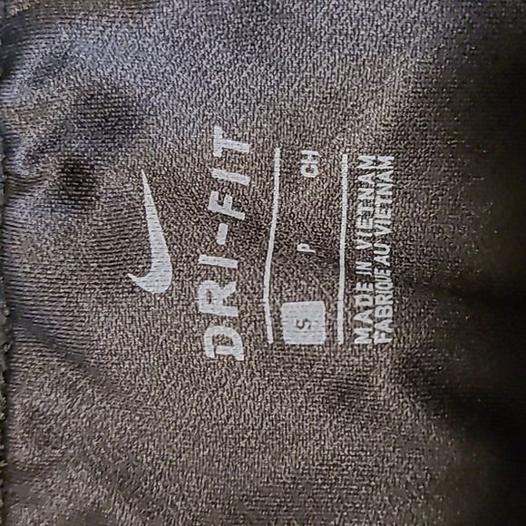Nike Plaid Athletic Shorts - Picture 4 of 7